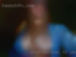 Professional 41 year women that old near downtown in Yorktown.